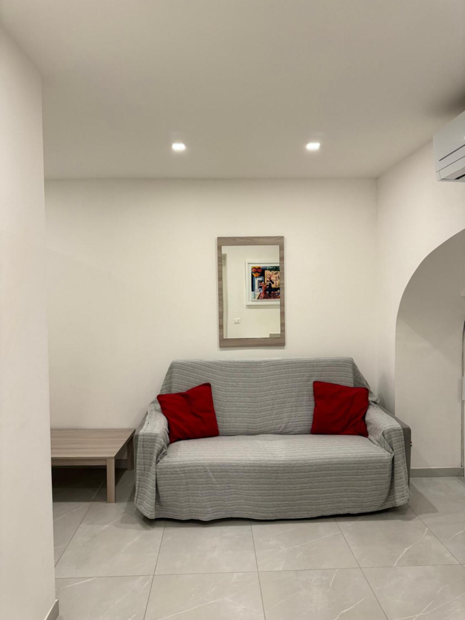 Re House Suite & Deluxe Apartament Ascoli Piceno Exteriör bild
